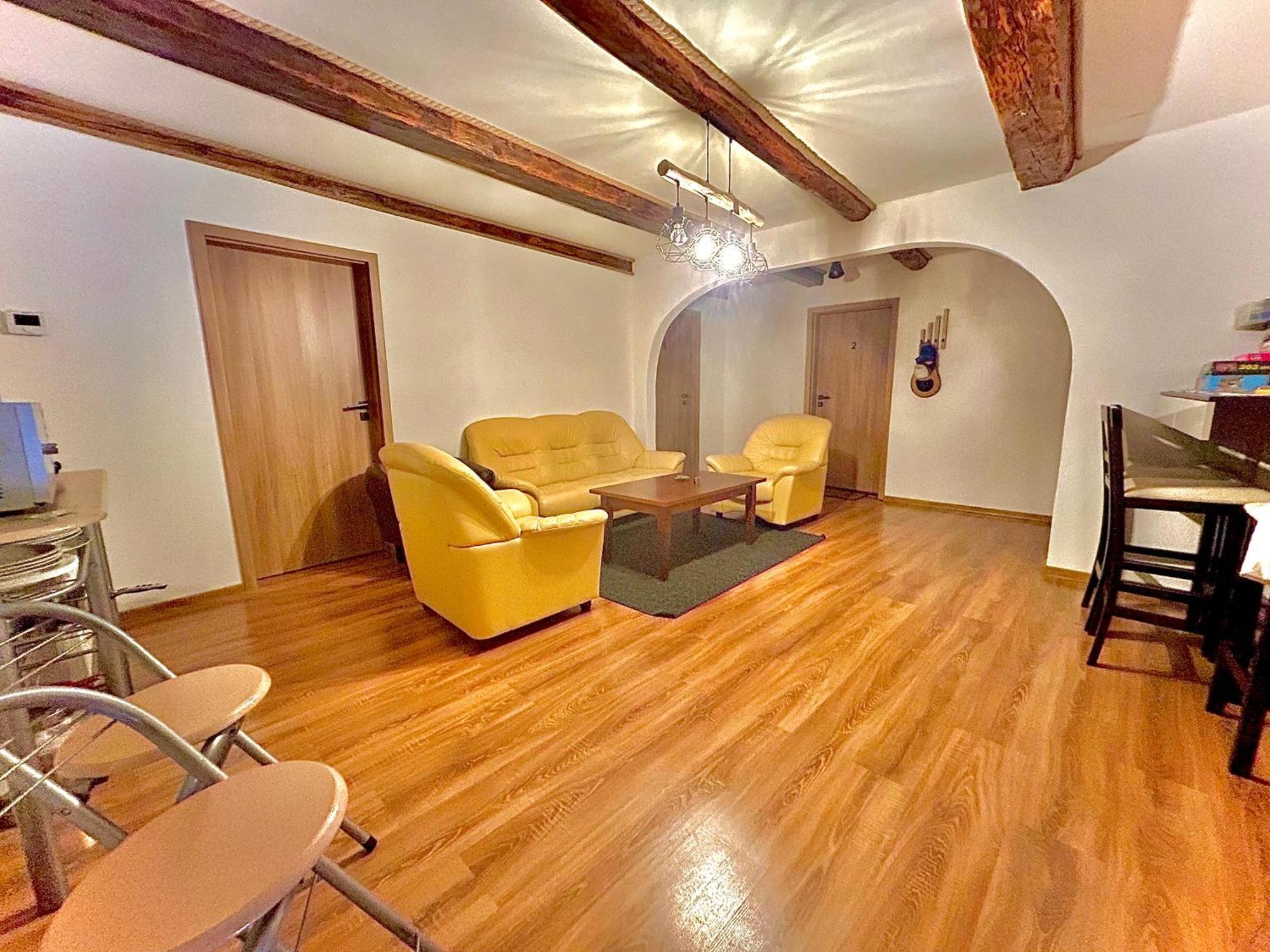 Apartman Velicka Vinaren Poprad Exterior photo